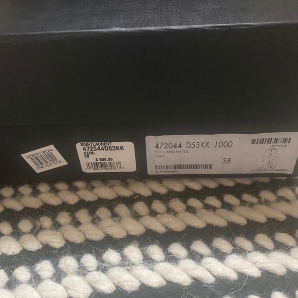 Saint Laurent Lou boot with emblem on heel (rare) - Picture 9 of 9